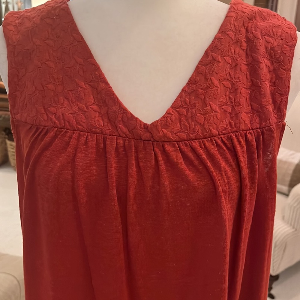 Rachel Ashwell v neck top - Picture 2 of 13